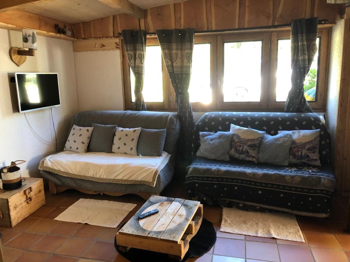 Le Chalet De La Goutte Saint-Appolinaire  Eksteriør bilde